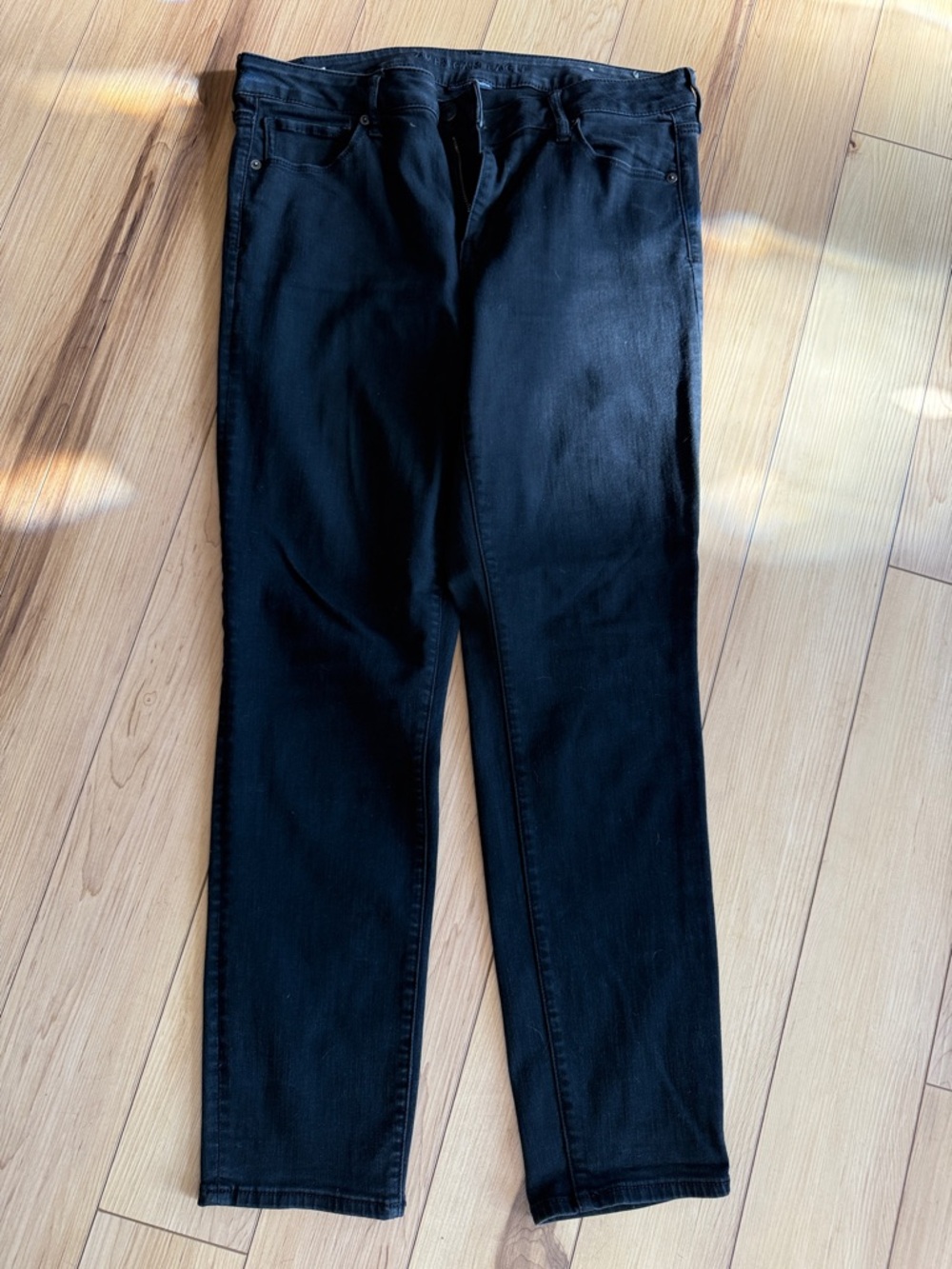 American Eagle Black Slim Straight Jeans - 16L